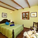 فيلة Quinta Da Aroeira *