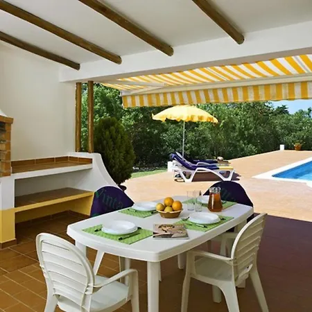 Quinta Da Aroeira Lagoa (Algarve)
